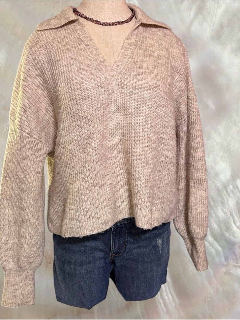 Cream Beige Ribbed Collared V-Neck Women's Sweater